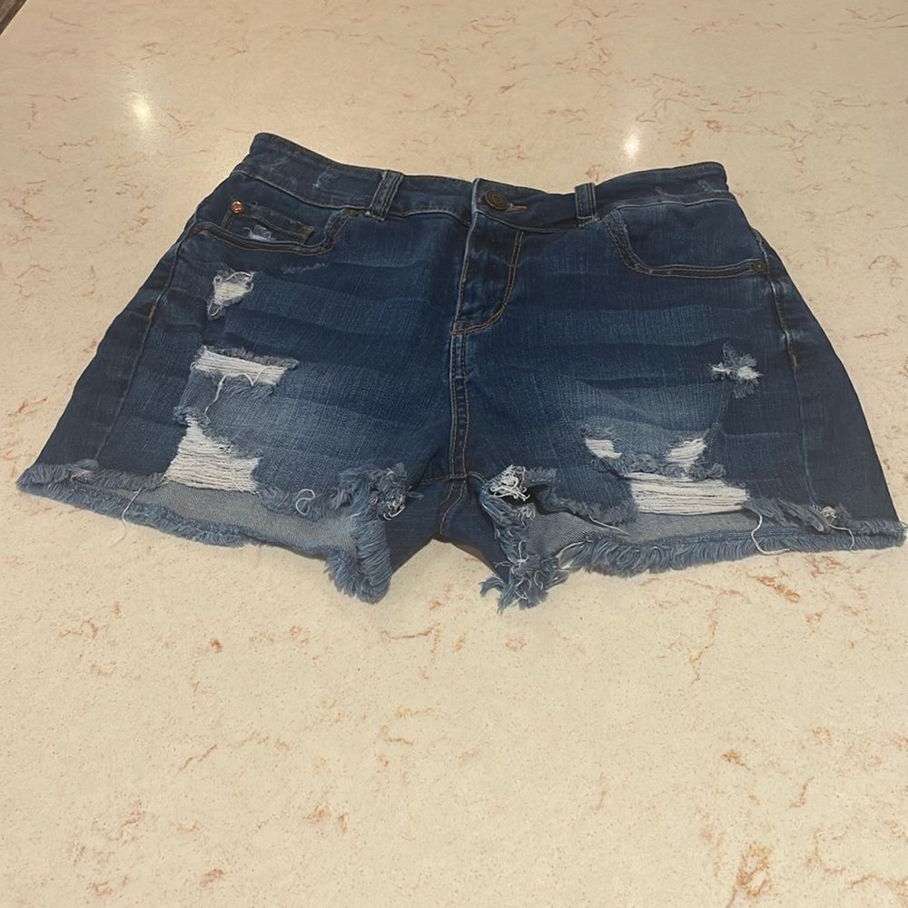 ENJEAN denim distressed frayed shorts SZ small